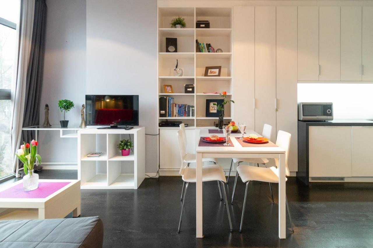 Secret Charm Fully Equipped Apt With Balcony Krakow Bagian luar foto