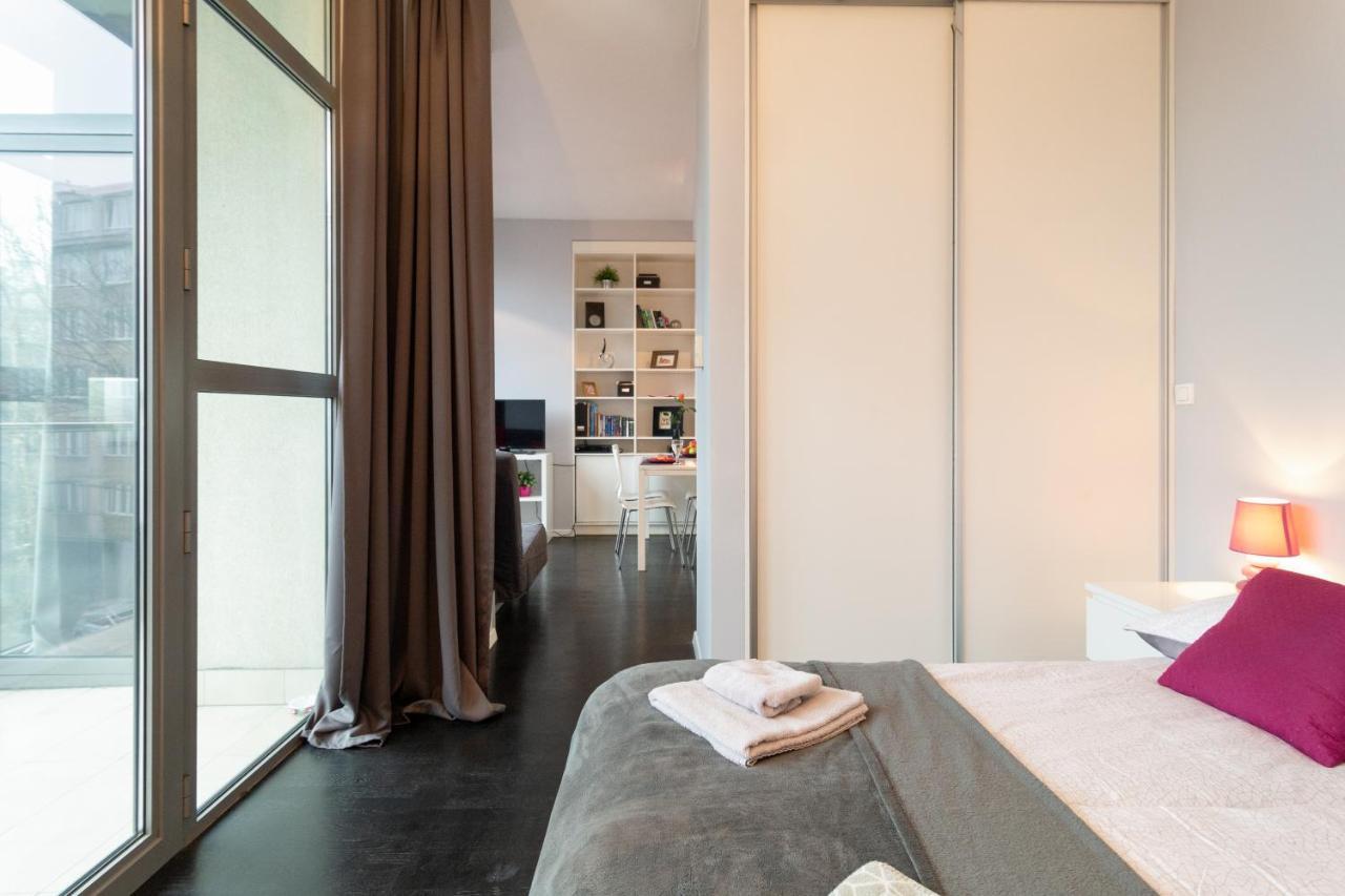 Secret Charm Fully Equipped Apt With Balcony Krakow Bagian luar foto